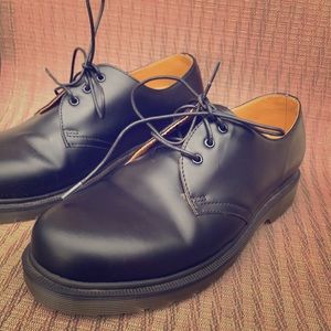 Dr. Martens/ Black Harvest